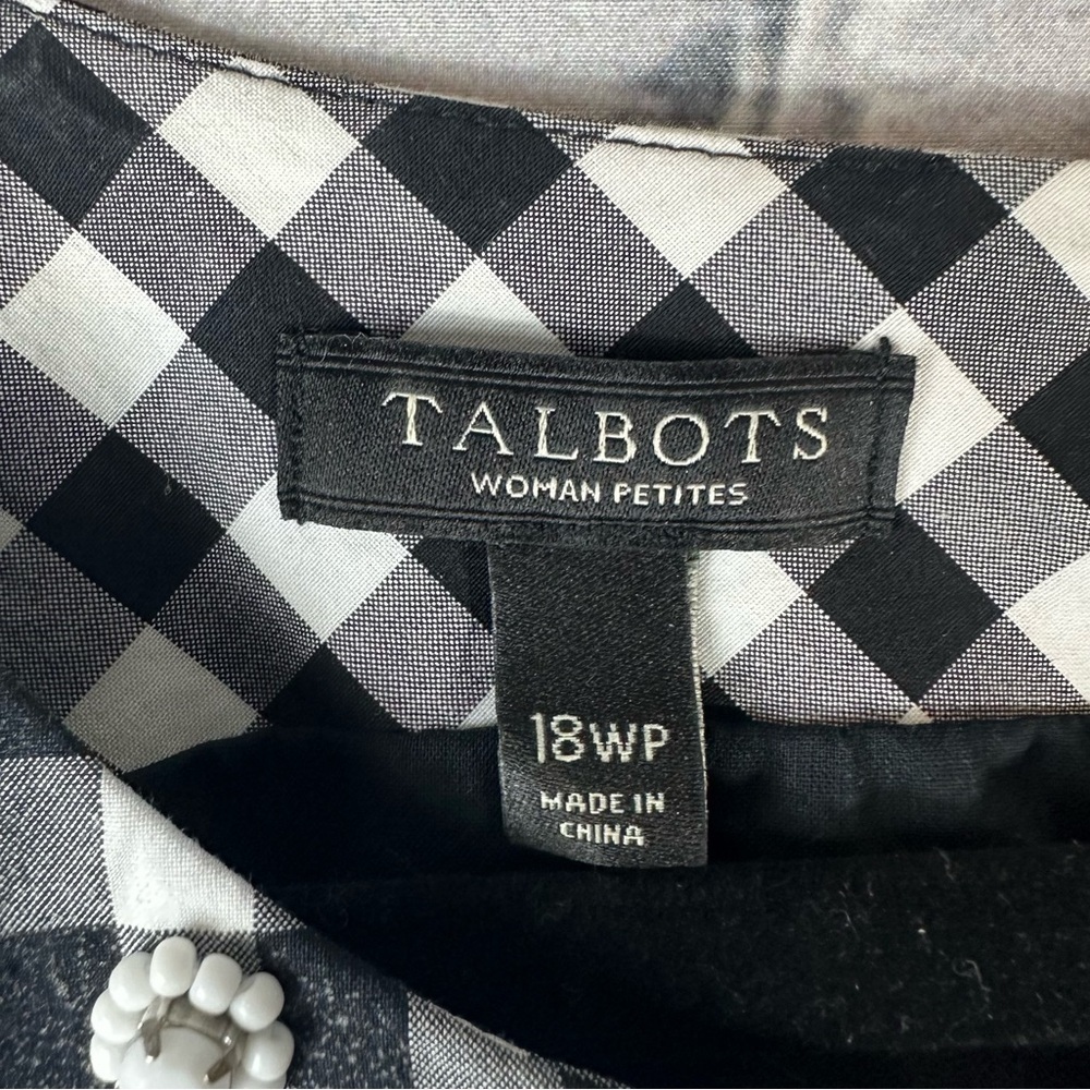 *SOLD* Talbots Women’s Gingham Plaid Top 18WP Petite Beaded Cotton Black White - Picture 5 of 8
